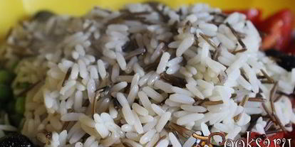 Шаг 7: теплого салата из риса актавика mix и копченой рыбы