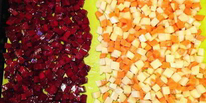 Шаг 1: винегрета из запеченных овощей с копченой курицей