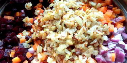 Шаг 4: винегрета с фасолью и жареным луком