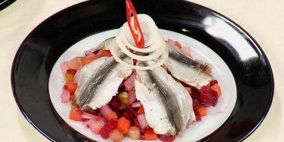 Шаг 6: винегрета с килькой