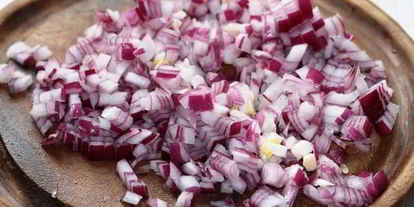 Шаг 2: винегрета с морепродуктами