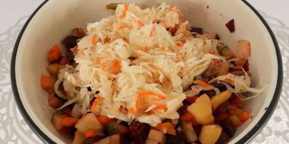 Шаг 5: винегрета с жареными шампиньонами и квашеной капустой