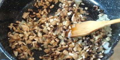 Шаг 5: грибного соуса из шампиньонов