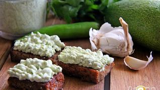 Рецепт Соуса из кабачков с брынзой