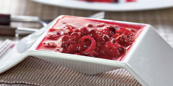 Рецепт соуса из клюквы к мясу и птице