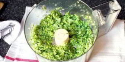Шаг 2: песто из брокколи