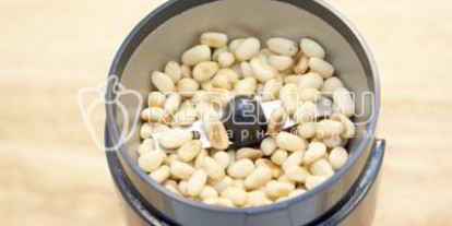 Шаг 4: соуса песто иза черемшей