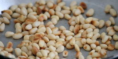 Шаг 1: соуса песто с черемшой