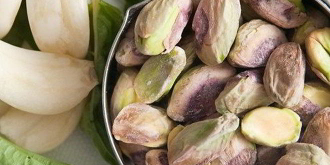 Рецепт соуса песто с фисташками