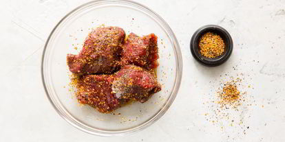 Шаг 1: стейка на гриле с соусом песто