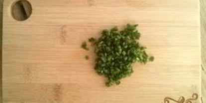 Шаг 2: соуса тартар с солеными огурцами