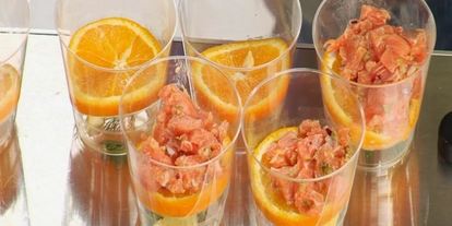 Шаг 2: тартара из семги на апельсине