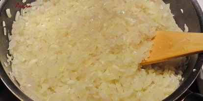 Шаг 2: томатного соуса для болоньезе