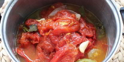 Шаг 2: томатного соуса из запеченных овощей