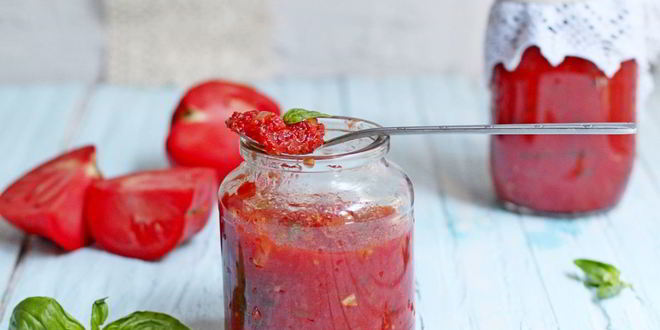 Рецепт Томатного соуса с чесноком и базиликом