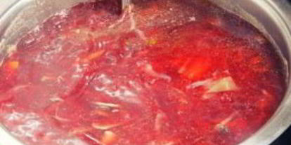 Шаг 2: борща с грибами и черносливом