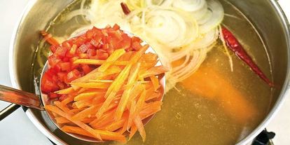 Шаг 5: борща с помидорами