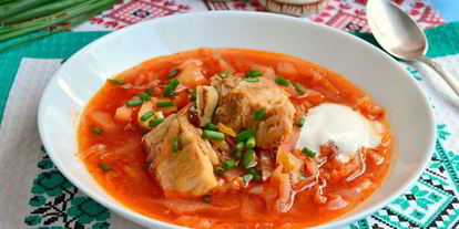 Шаг 6: борща со свиными ребрышками и молодыми овощами