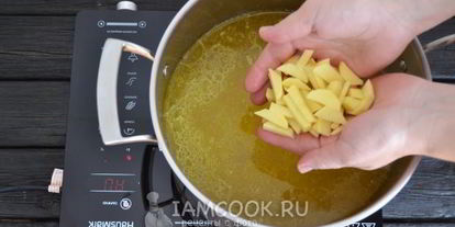 Шаг 7: зеленого борща со щавелем и яйцом