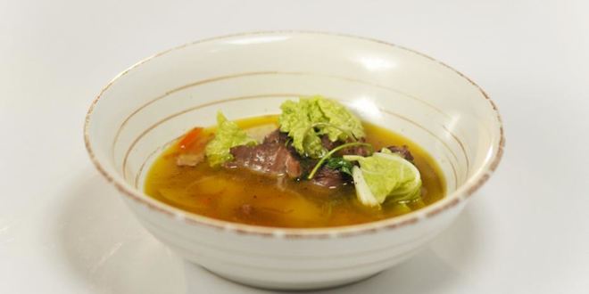 Рецепт бульона из копченой грудинки с желудочками