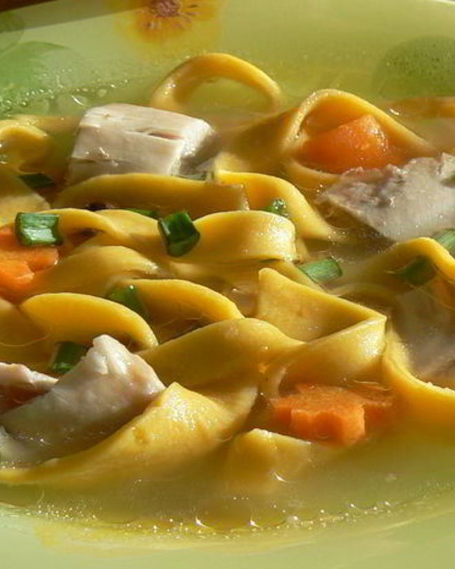 Рецепт домашней лапши из тыквы на курином бульоне