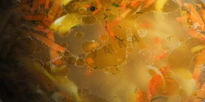 Шаг 18: куриного бульона с лапшой