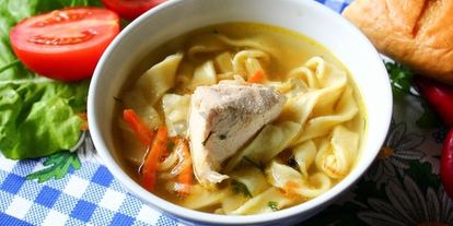 Шаг 19: куриного бульона с лапшой