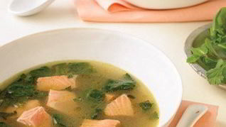 Рецепт Лосося в зеленом бульоне с карри