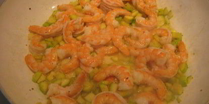 Шаг 6: равиолей с лангустинами и цукини в густом бульоне