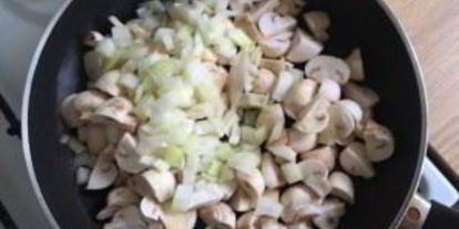 Шаг 2: супа грибного на курином бульоне