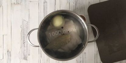 Шаг 2: трески по-польски на рыбном бульоне с корнем сельдерея