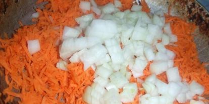 Шаг 4: вкусного борща на курином бульоне с курицей