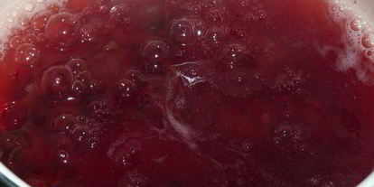 Шаг 5: черешневого супа с творожными клецками