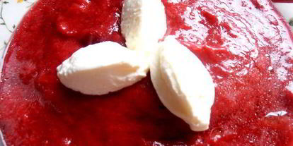 Шаг 13: гаспачо из ревеня и вишни