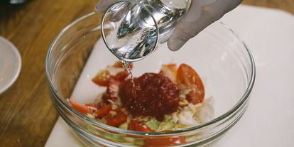 Шаг 5: гаспачо с сорбетом из томатов