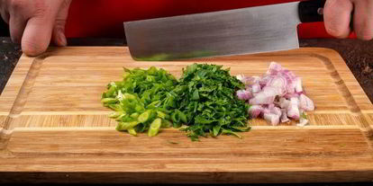 Шаг 1: свекольного гаспачо с козьим сыром