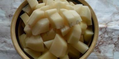 Шаг 2: горохового супа на говяжьей косточке