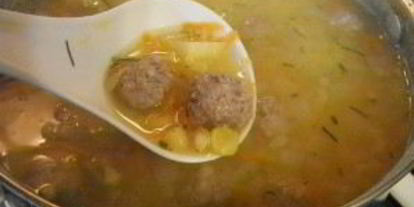 Шаг 8: горохового супа с фаршем