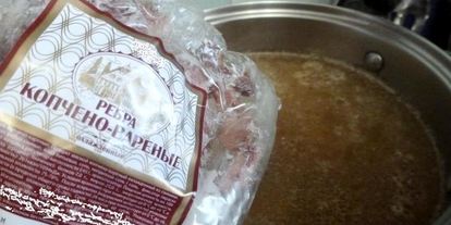 Шаг 2: горохового супа с копченостями и лесными грибами