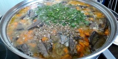 Шаг 5: горохового супа с копченостями и лесными грибами