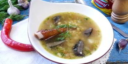 Шаг 6: горохового супа с копченостями и лесными грибами