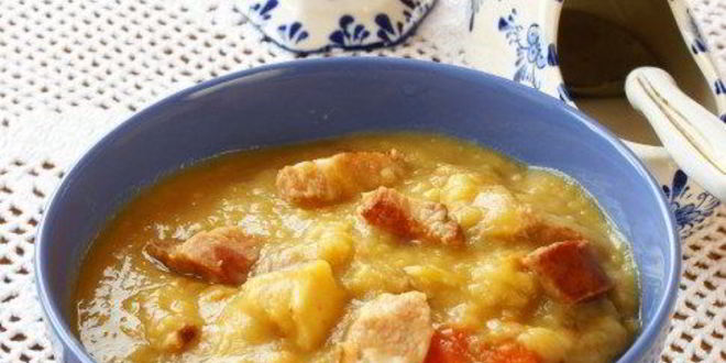 Рецепт Горохового супа с копчеными ребрышками и зеленью