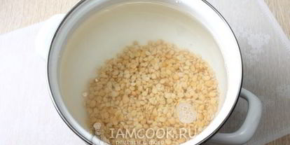 Шаг 3: горохового супа с сосисками