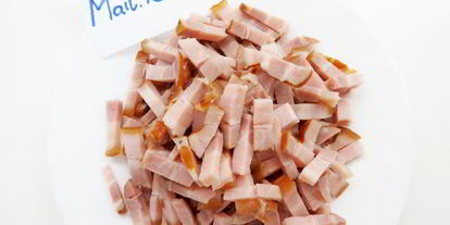 Шаг 3: супа горохового с копченостями и горчицей