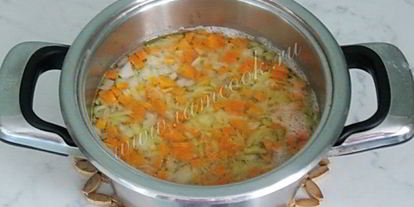 Шаг 6: грибного супа из лисичек и чечевицы