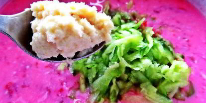 Шаг 6: холодника на кефире с маринованной свеклой