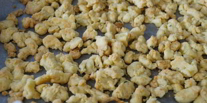 Шаг 6: холодного красного супа с ароматной крошкой