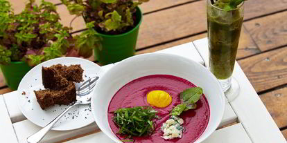 Шаг 16: холодного крема-супа из свеклы с щавелем