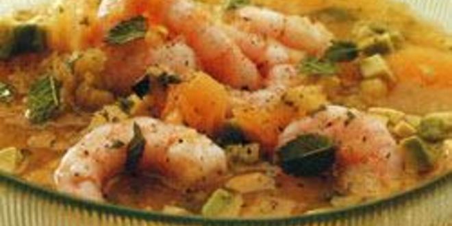 Рецепт холодного супа из дыни с креветками и авокадо