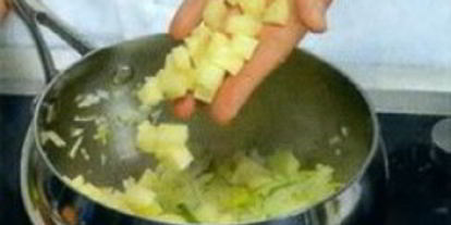 Шаг 3: холодного супа из лосося с луком-пореем